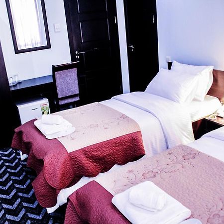 Royal Georgia Hotell Tbilisi Eksteriør bilde