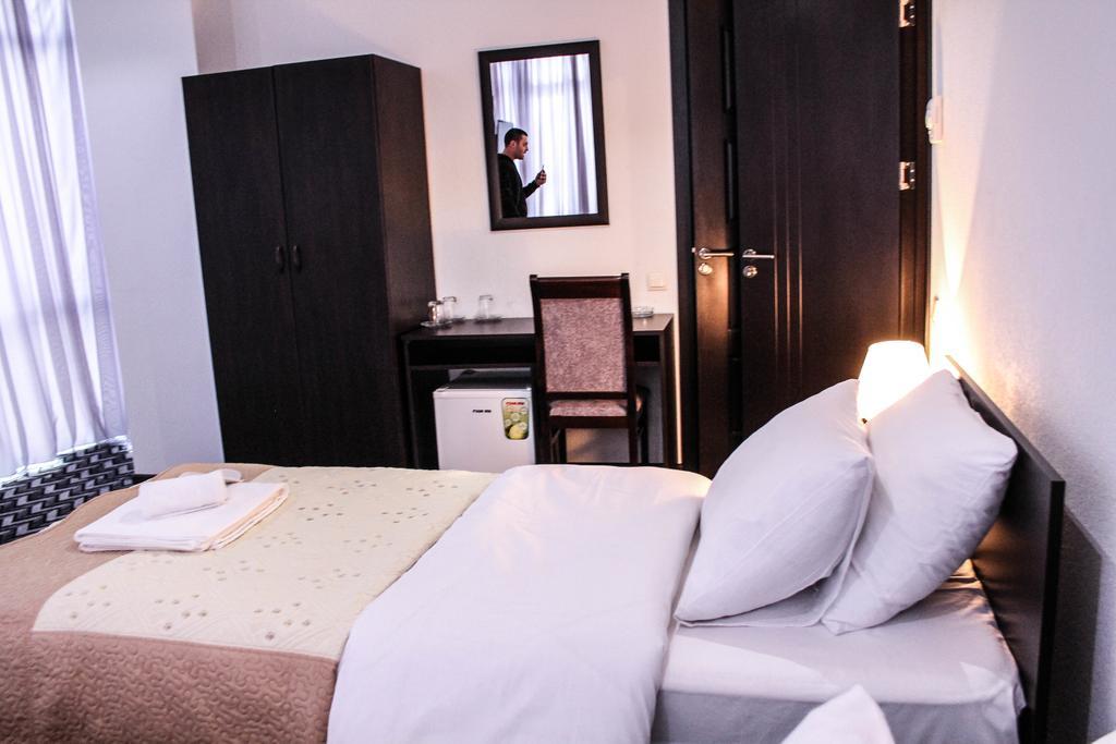 Royal Georgia Hotell Tbilisi Eksteriør bilde